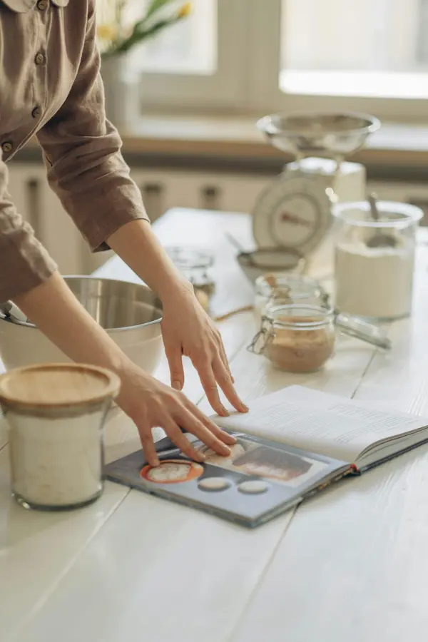 8x8 vs 9x13 Pan: How to Convert Any Baking Recipe