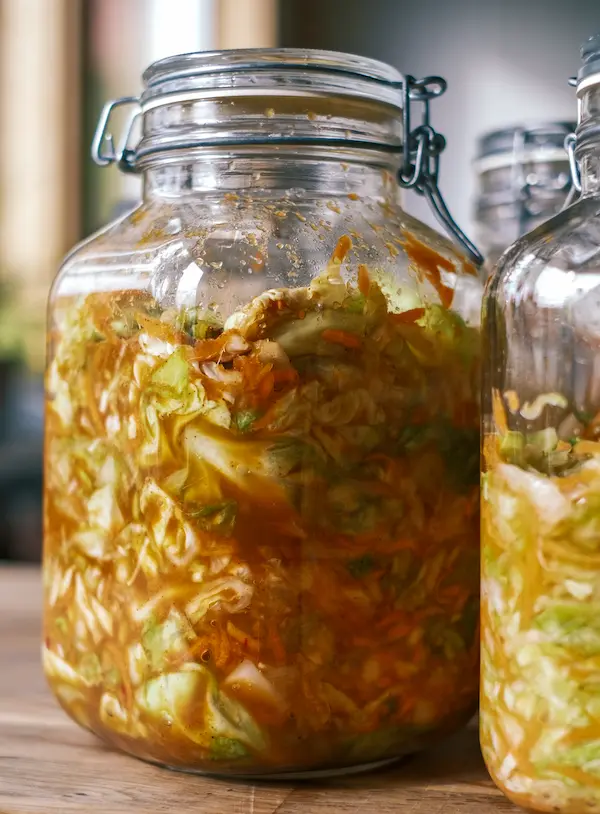 How to Make Sauerkraut at Home: Salt Ratio, Timeline & Troubleshooting